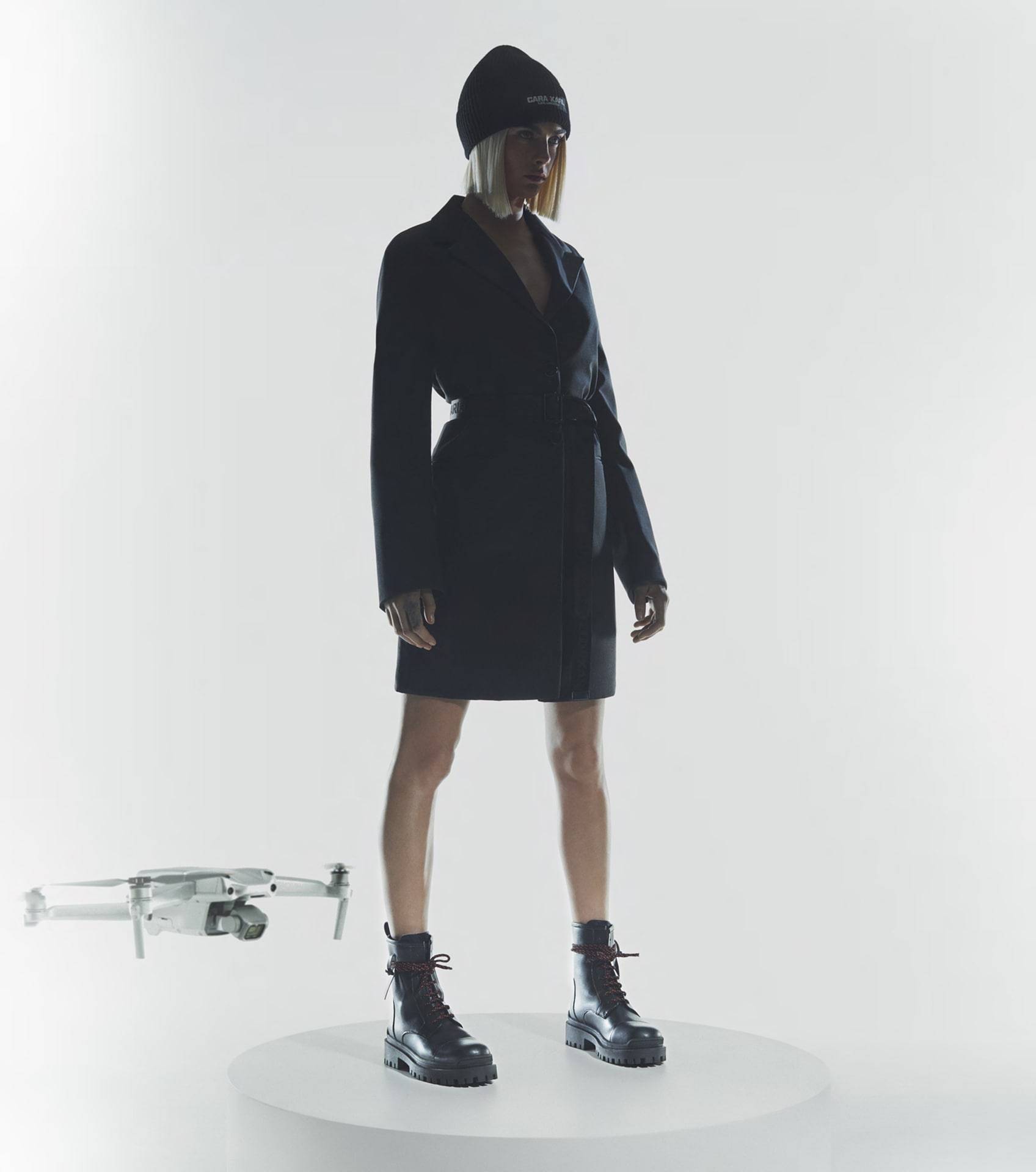Karl Lagerfeld – Cara Loves Karl
