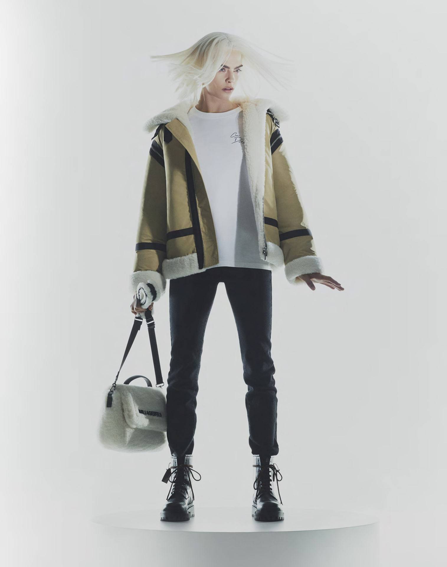 Karl Lagerfeld – Cara Loves Karl